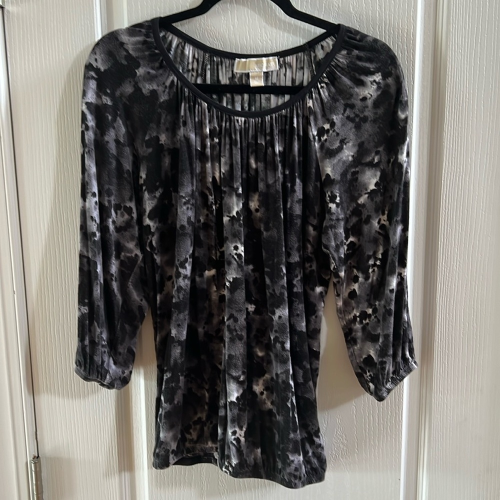 Michael Kors ladies top, very soft